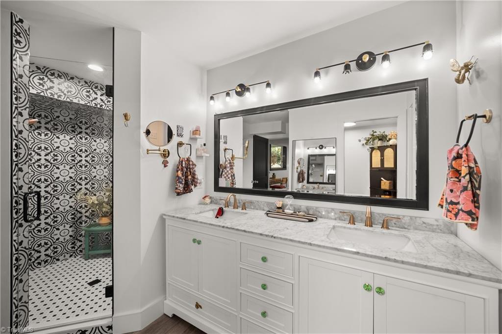 Winston-Salem, North Carolina 27106, United States, 4 Bedrooms Bedrooms, ,3 BathroomsBathrooms,Residential,Active,199984