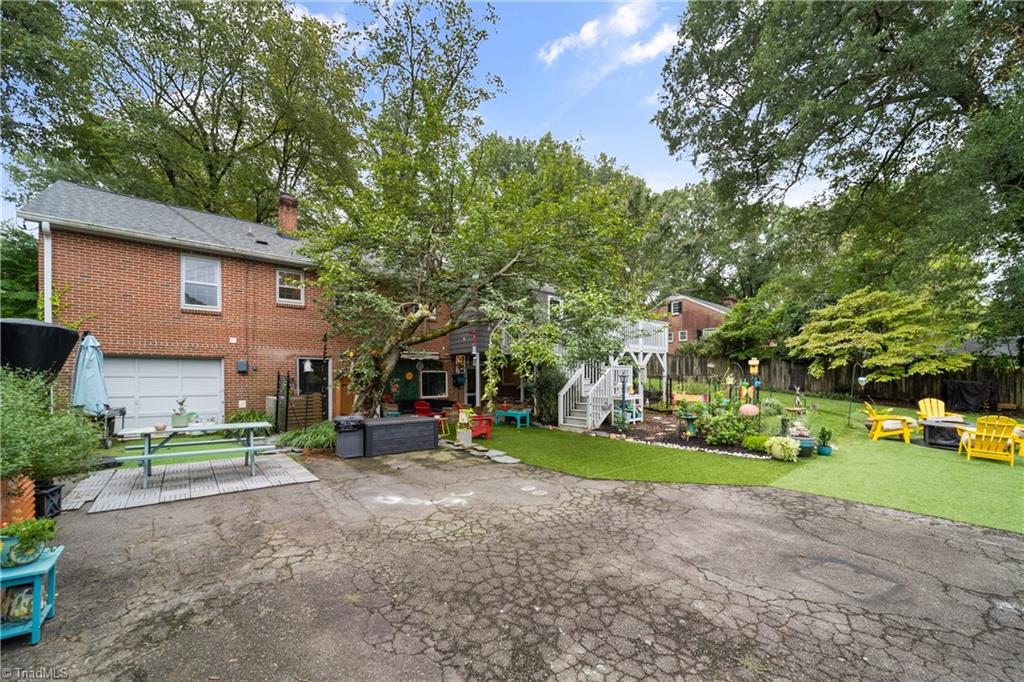 Winston-Salem, North Carolina 27106, United States, 4 Bedrooms Bedrooms, ,3 BathroomsBathrooms,Residential,Active,199984