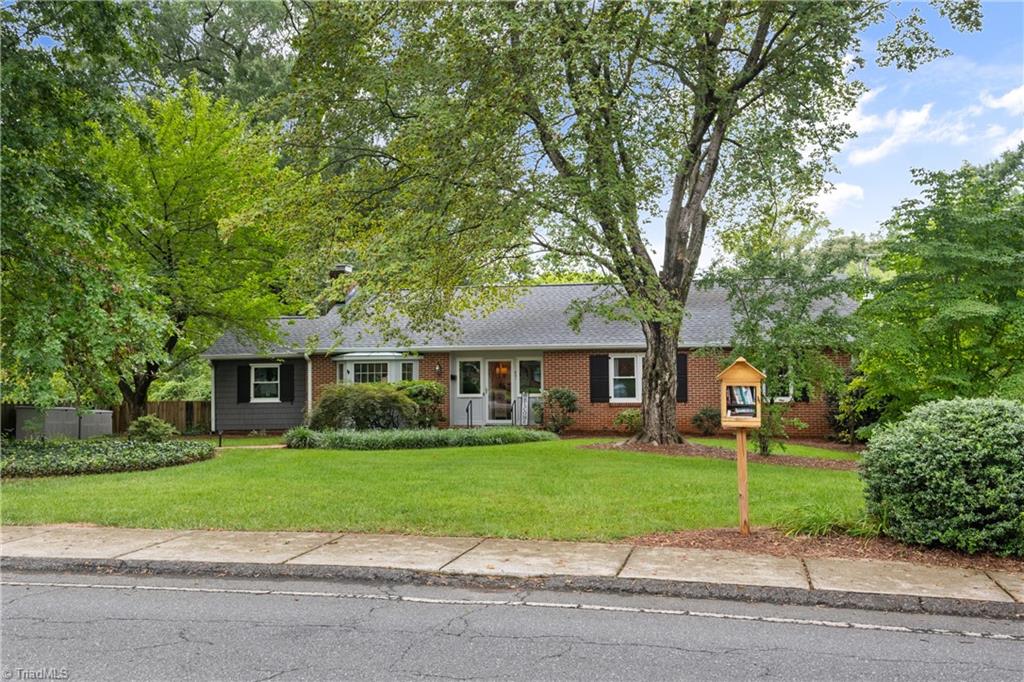 Winston-Salem, North Carolina 27106, United States, 4 Bedrooms Bedrooms, ,3 BathroomsBathrooms,Residential,Active,199984