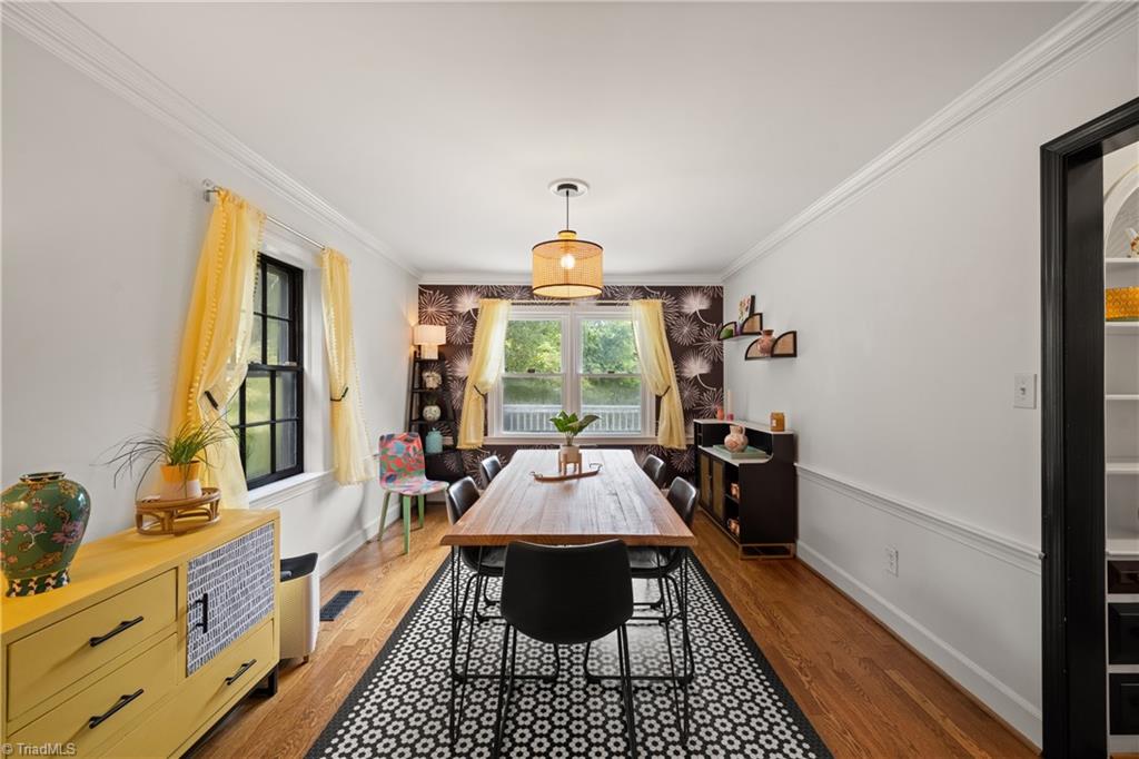 Winston-Salem, North Carolina 27106, United States, 4 Bedrooms Bedrooms, ,3 BathroomsBathrooms,Residential,Active,199984