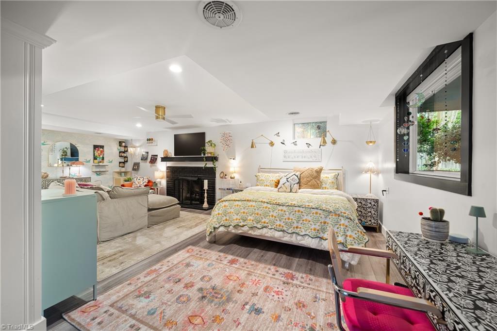 Winston-Salem, North Carolina 27106, United States, 4 Bedrooms Bedrooms, ,3 BathroomsBathrooms,Residential,Active,199984