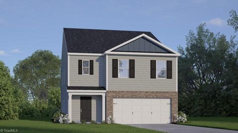 Homes For Sale - 113 Beechwood Circle<br/> Thomasville, NC 27360