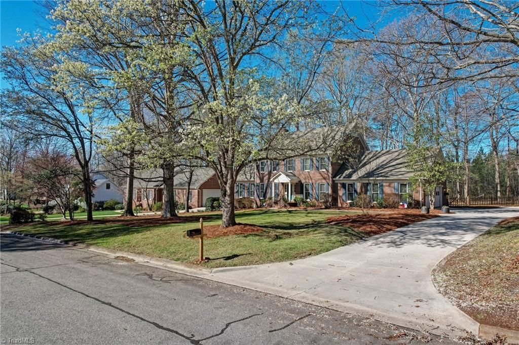 Photo of 1413 Ashland Drive, Reidsville, NC 27320 (MLS # 1212724)