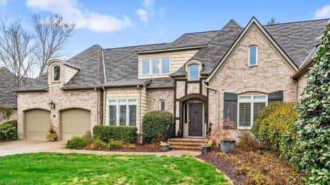 Townhouse For Sale - 11 Creswell Court<br/> Greensboro, NC 27407