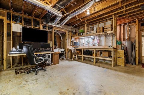 listing image 44