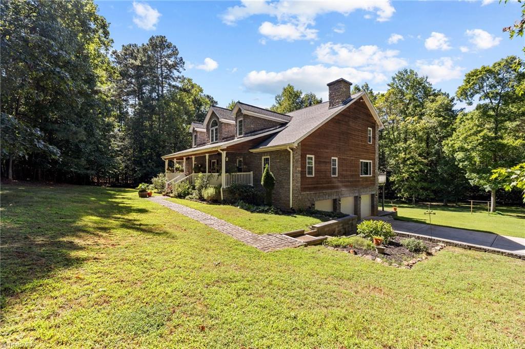 1402 Viewmont Drive, Asheboro, North Carolina image 4