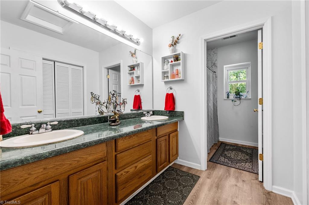 1402 Viewmont Drive, Asheboro, North Carolina image 34