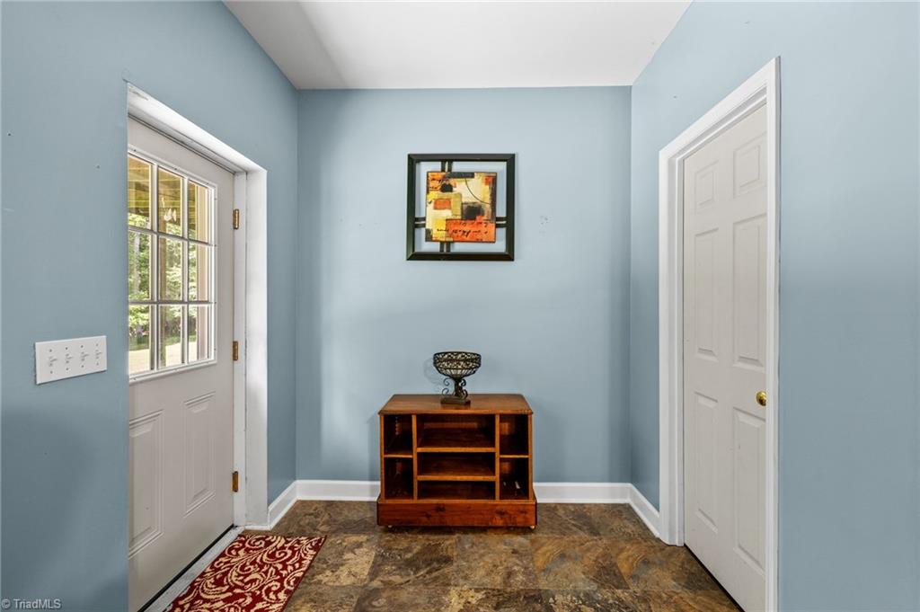 1402 Viewmont Drive, Asheboro, North Carolina image 39