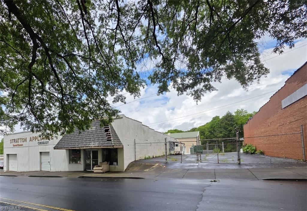 112 Morgan Road