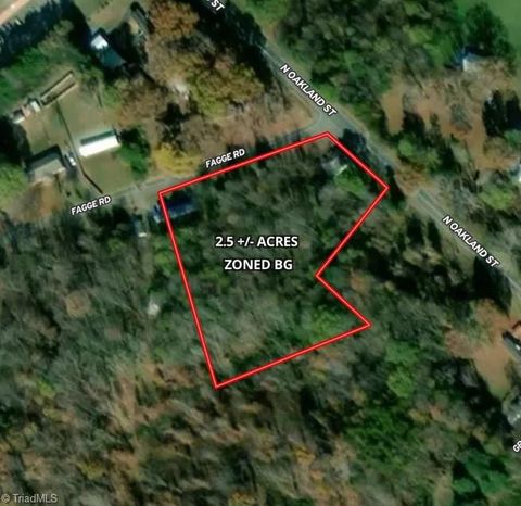 Vacant Land For Sale - 130 Vintage Road<br/> Rockingham County, Eden, NC 27288