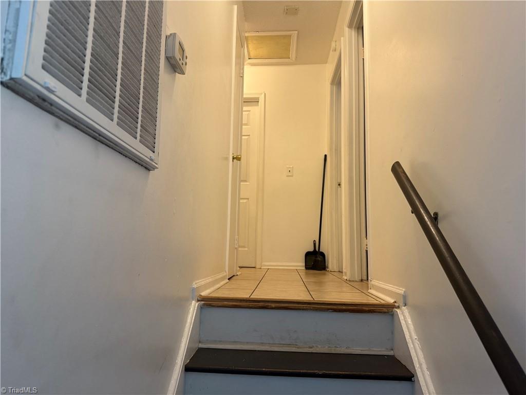 802 Glendale Drive, Greensboro, North Carolina image 4