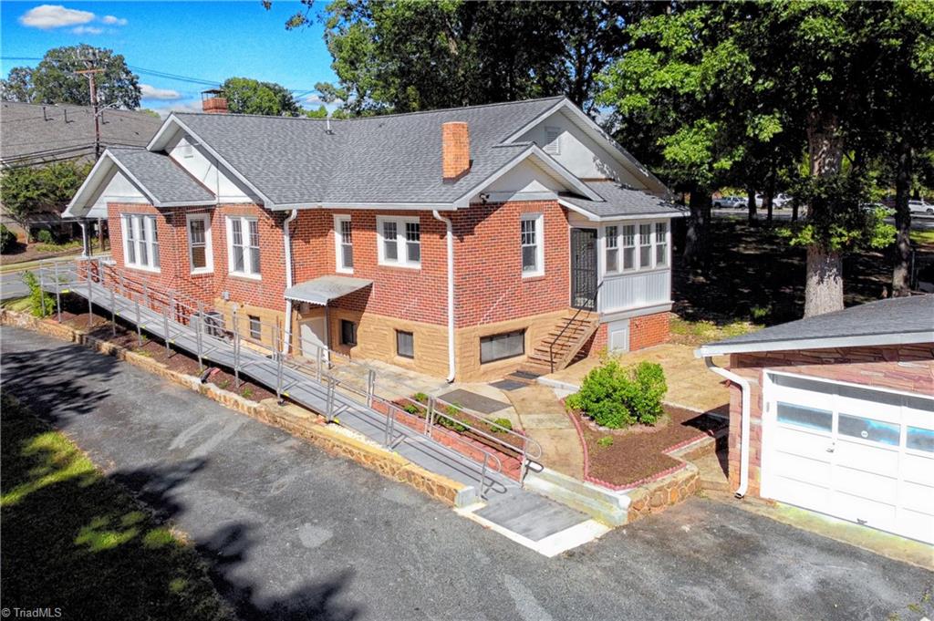 Photo of 3606 Country Club Road, Winston-Salem, NC 27104 (MLS # 1237658)