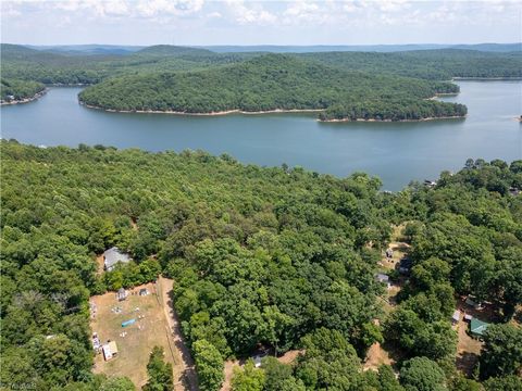 Vacant Land For Sale - 109 Pine Lane<br/> New London, NC 28127
