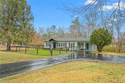 Photo for 409 Iron Mountain Road