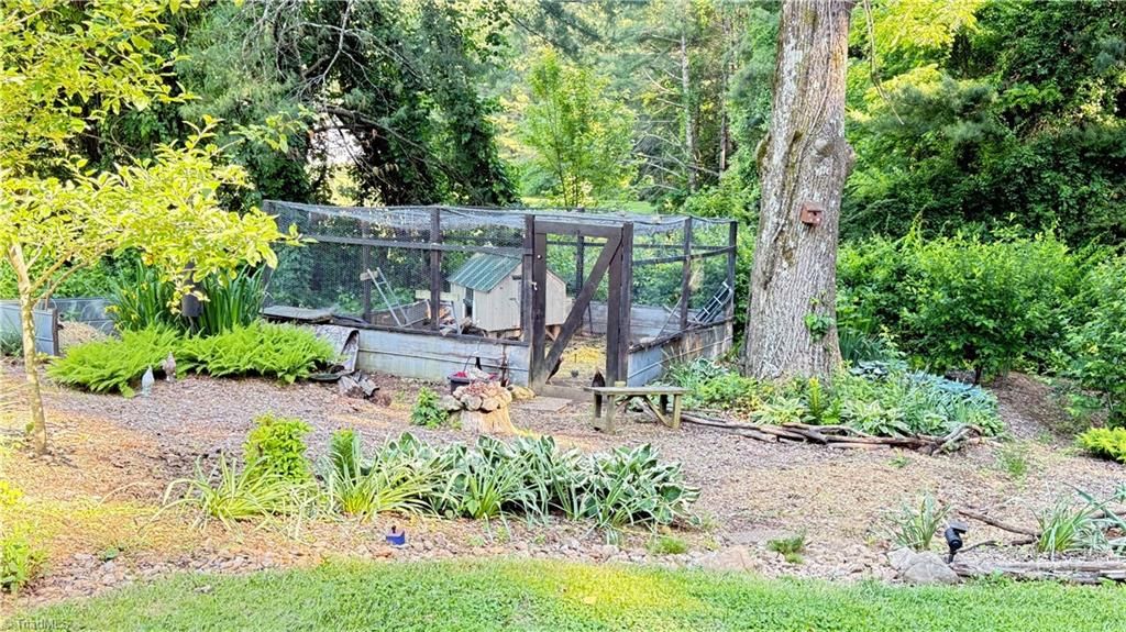 Photo of 271 Eby Lane, Fancy Gap, VA 24328 (MLS # 1223394)