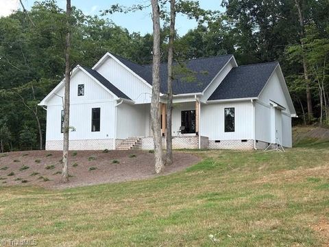 Homes For Sale - 115 Mountain Laurel Trail<br/> Rockingham County, Eden, NC 27288