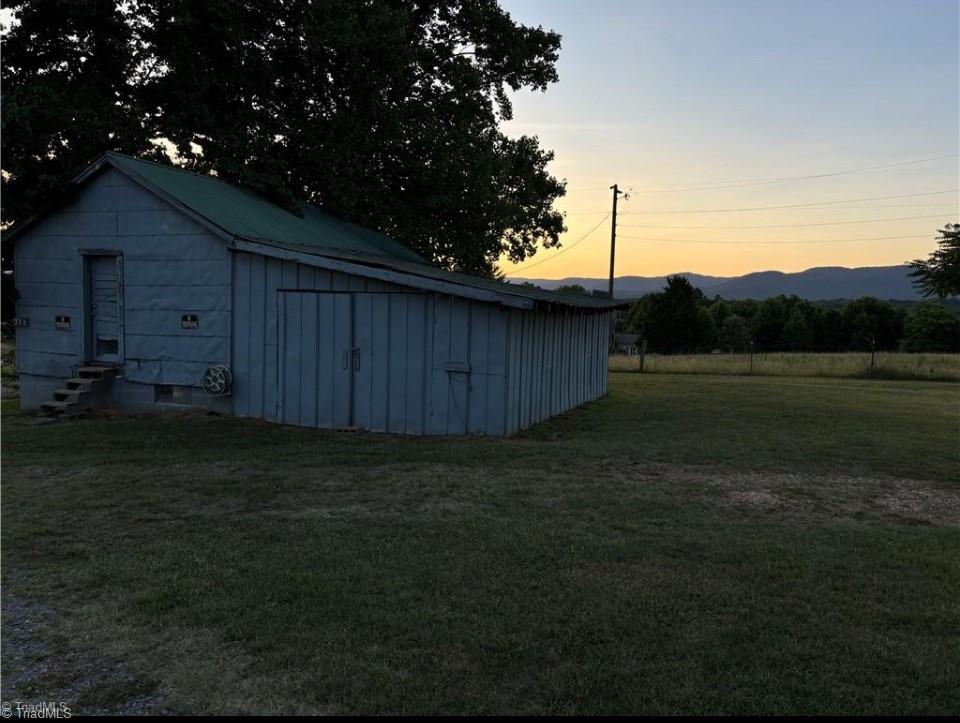 294 Pell Lane, Claudville, Virginia image 13