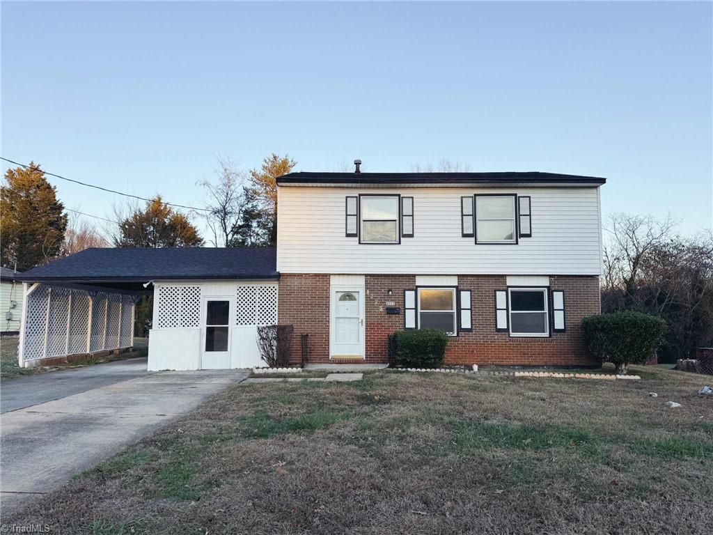 Photo of 4223 Oak Ridge Drive, Winston-Salem, NC 27105 (MLS # 1203480)