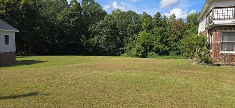 Vacant Land For Sale - 930 & 928 R1 Marlboro Street<br/> High Point, NC 27260