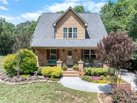 Homes For Sale - 319 Ebert Farm Road<br/> Davidson County, Lexington, NC 27295