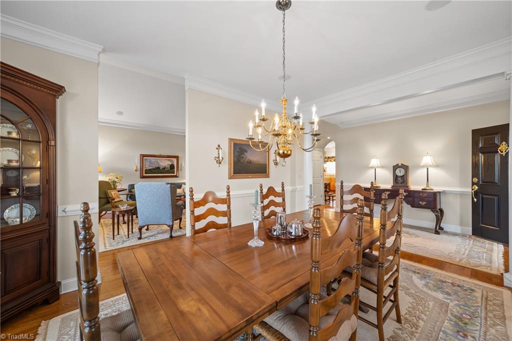 1905 Curraghmore Road