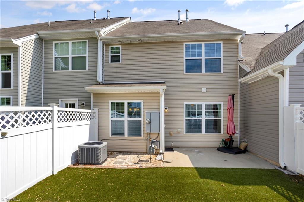 Photo 20 of 22 of 103 Tilleys Grove Drive townhome