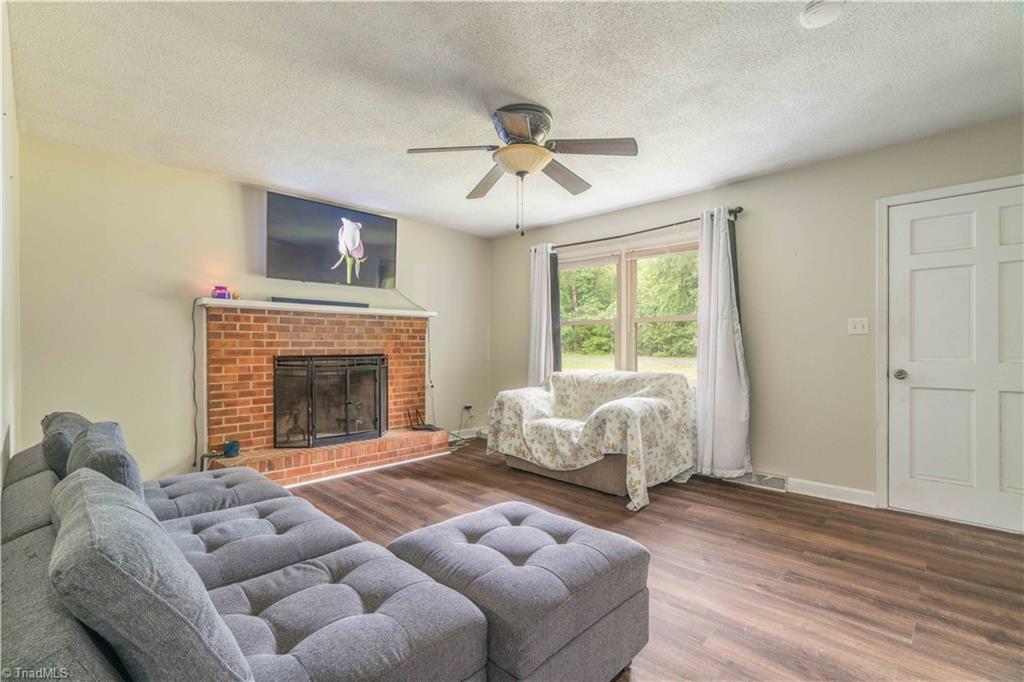 166 Stephanie Drive, Lexington, North Carolina image 3