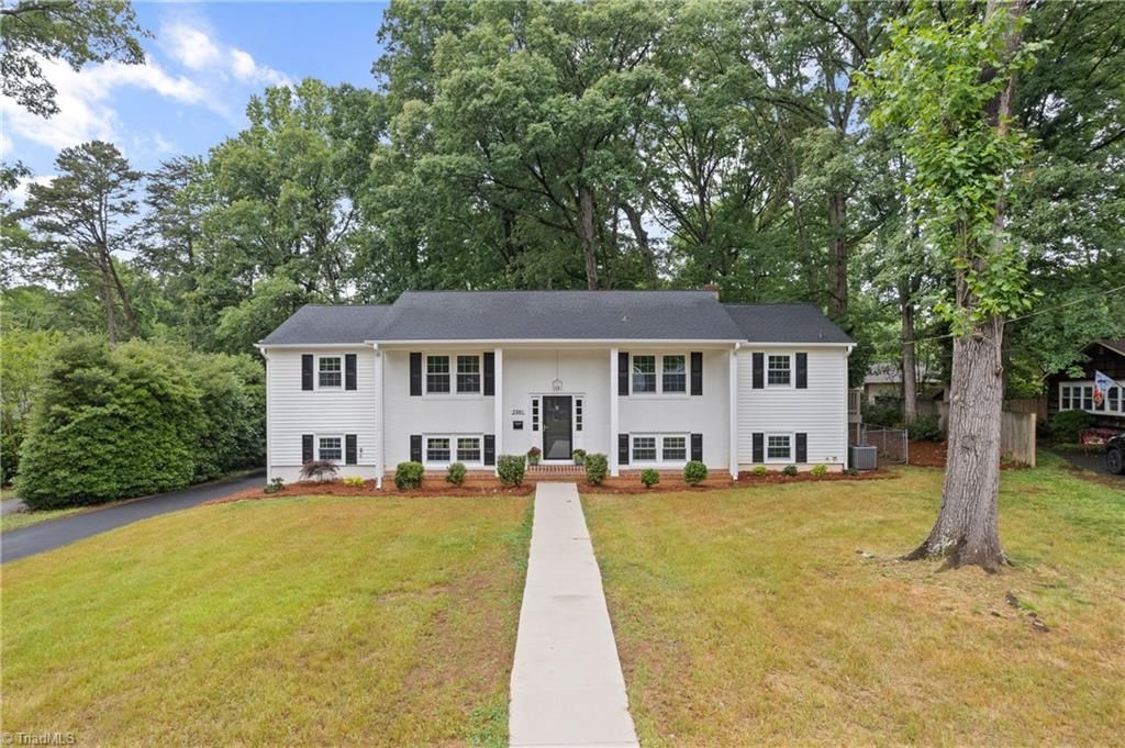 Photo of 2981 Saint Claire Road, Winston-Salem, NC 27106 (MLS # 1222533)
