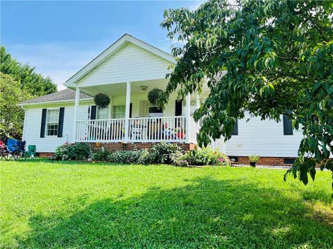 Homes For Sale - 124 Glenhaven Way<br/> Dobson, NC 27017