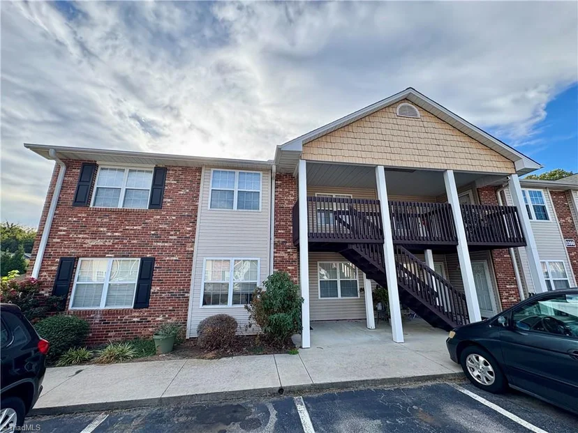 1218 Westbrook Court, photo 1 of 20