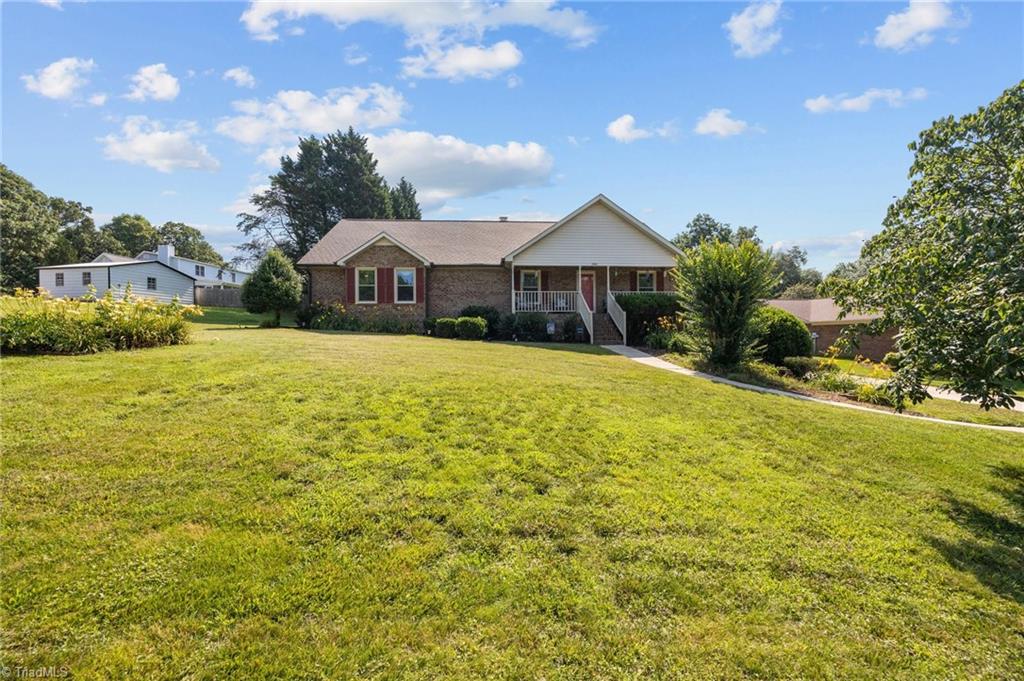 1941 Larkhill Drive