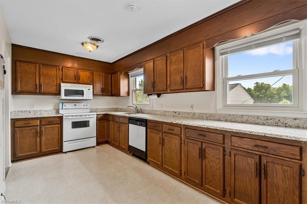 4814 Greenbrook Drive, Browns Summit, North Carolina image 12