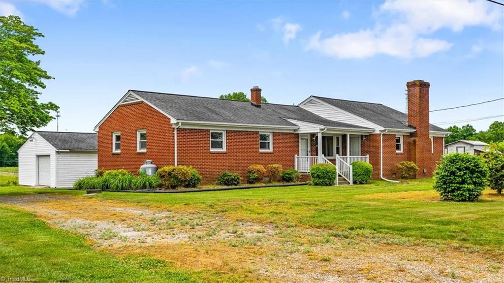 4814 Greenbrook Drive, Browns Summit, North Carolina image 2