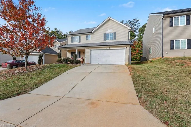 5715 Fisherman Drive, photo 4 of 28