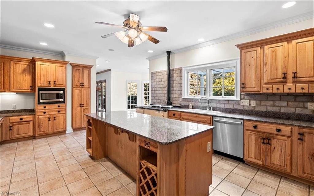 2310 Brandt Trace Farm Road, Greensboro, North Carolina image 13