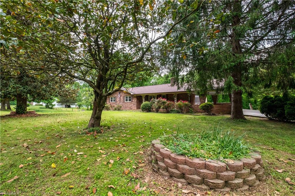 1804 Clingman Road, Ronda, North Carolina image 3