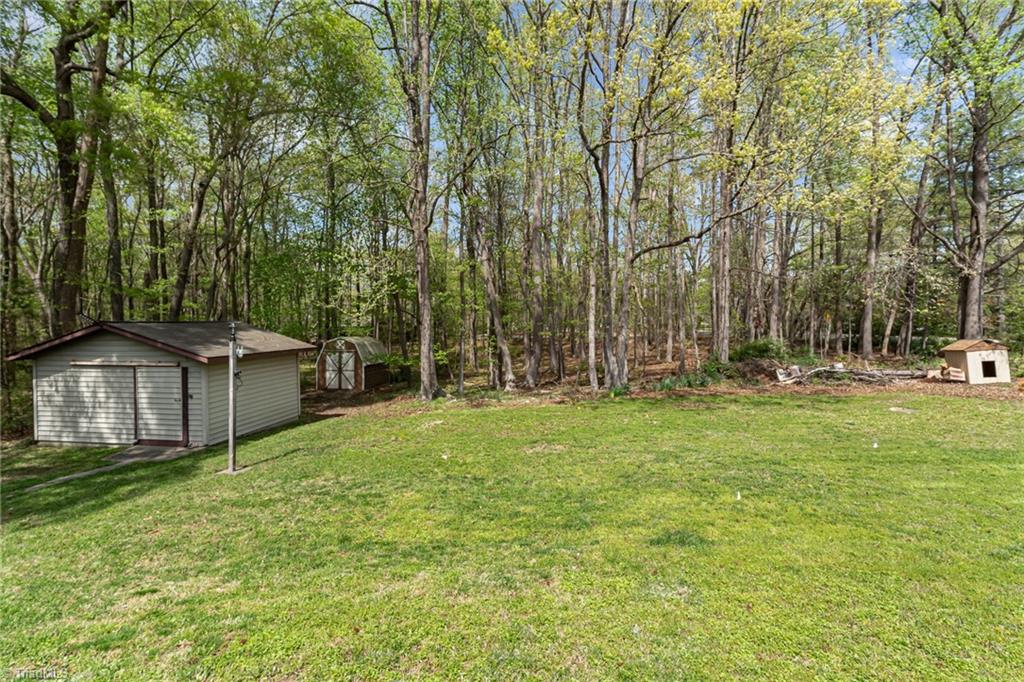 5045 Blakeshire Road, Greensboro, North Carolina image 24