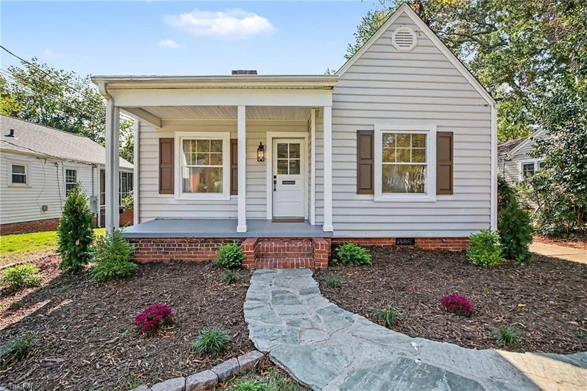 1119 W Northwood Street, photo 1 of 27