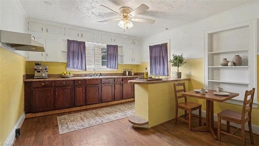 Photo of 331 Railroad Street, Asheboro, NC 27203 (MLS # 1224989)
