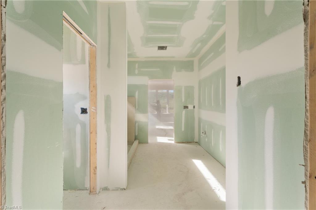 Winston-Salem, North Carolina 27106, United States, 4 Bedrooms Bedrooms, ,5 BathroomsBathrooms,Residential,Active,229718