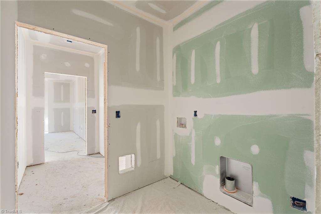 Winston-Salem, North Carolina 27106, United States, 4 Bedrooms Bedrooms, ,5 BathroomsBathrooms,Residential,Active,229718