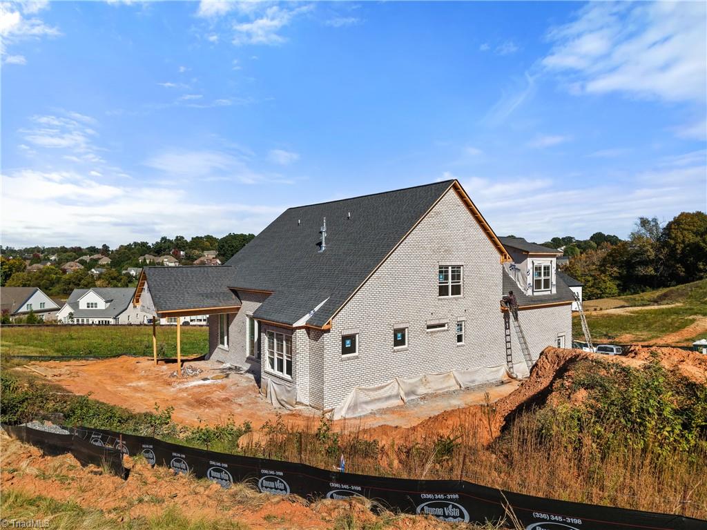 Winston-Salem, North Carolina 27106, United States, 4 Bedrooms Bedrooms, ,5 BathroomsBathrooms,Residential,Active,229718