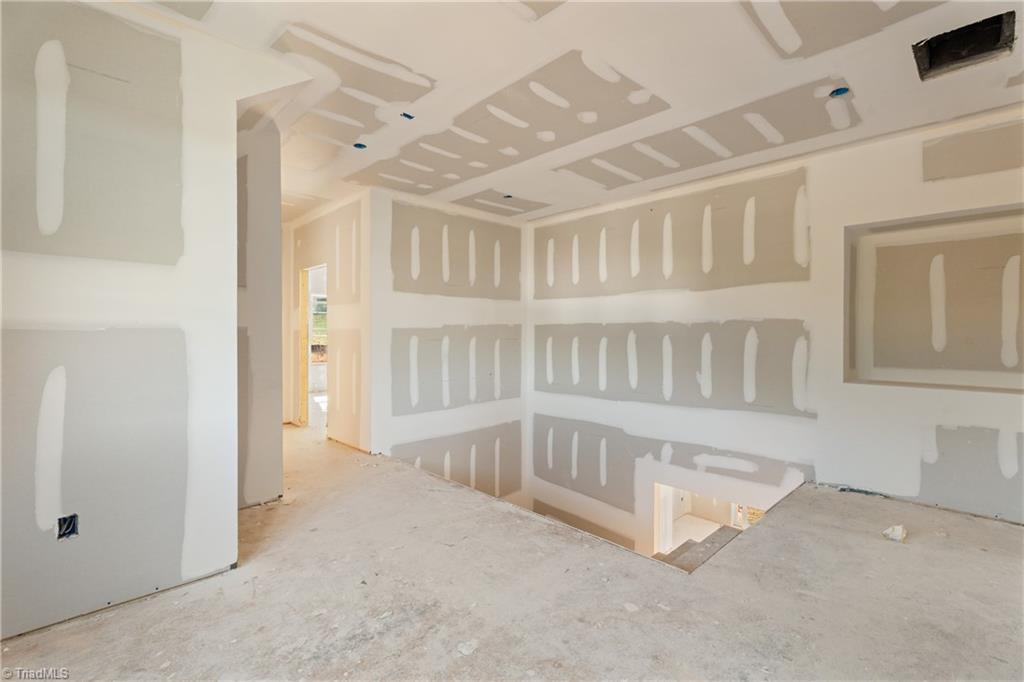 Winston-Salem, North Carolina 27106, United States, 4 Bedrooms Bedrooms, ,5 BathroomsBathrooms,Residential,Active,229718