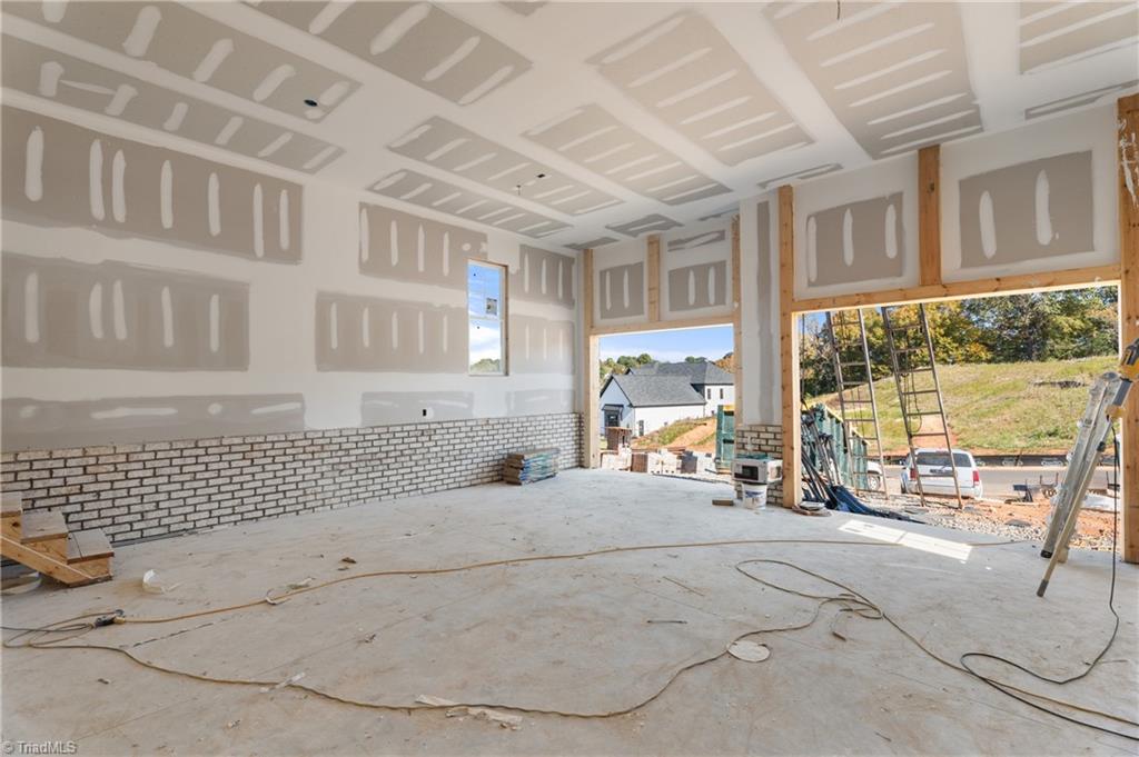 Winston-Salem, North Carolina 27106, United States, 4 Bedrooms Bedrooms, ,5 BathroomsBathrooms,Residential,Active,229718