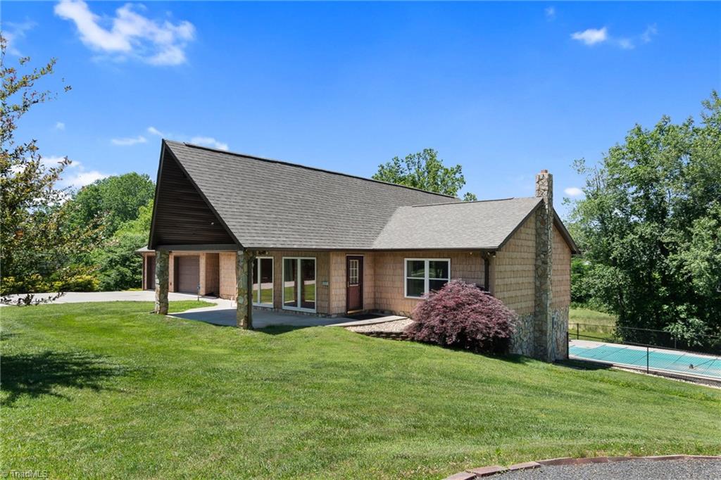 4962 Serenity Lane, Granite Falls, North Carolina image 4