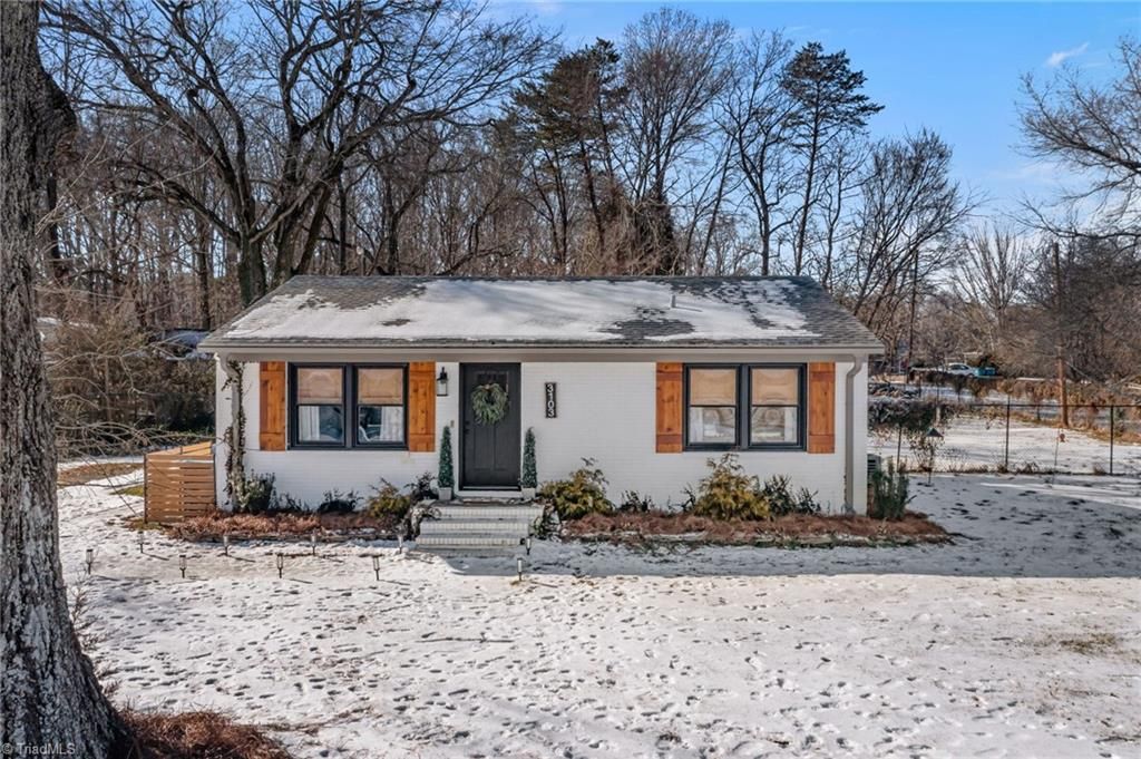 Photo of 3103 County Farm Road, Gibsonville, NC 27249 (MLS # 1207900)