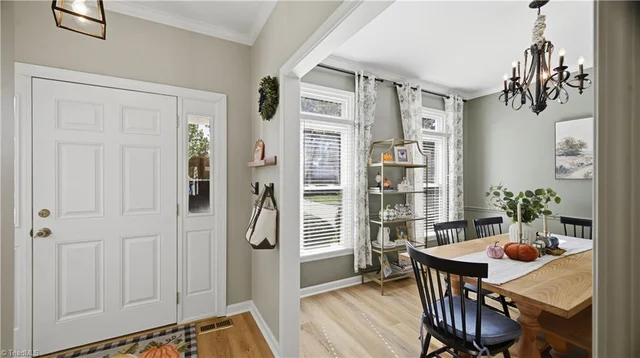 908 Third Street, photo 4 of 31