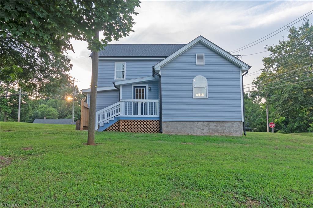 332 Naomi Street
