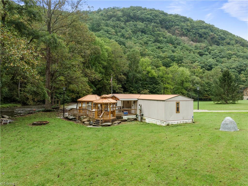 3392 Kibler Valley Road, Ararat, Virginia image 2