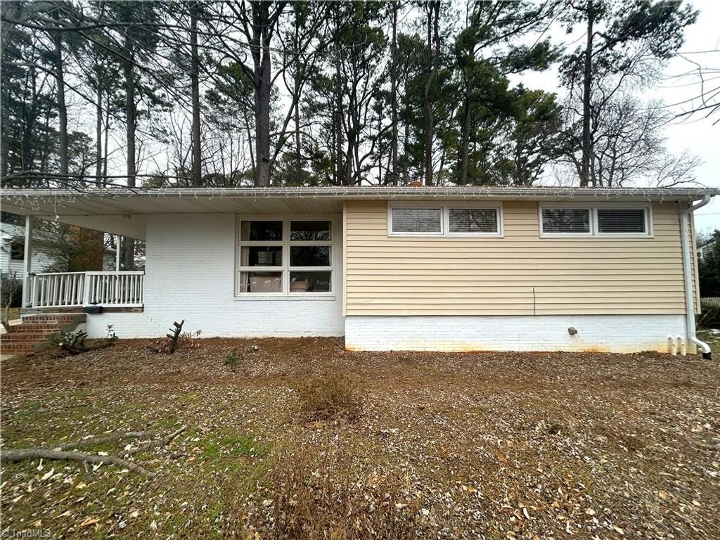 Photo of 2502 Netherwood Drive, Greensboro, NC 27408 (MLS # 1208212)